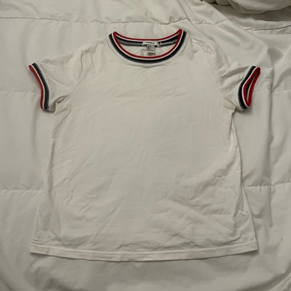 FOREVER 21 crop tshirt - Picture 1 of 2